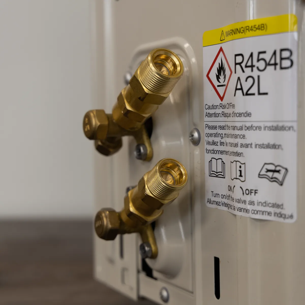 R454B Outdoor Unit Valve Connections